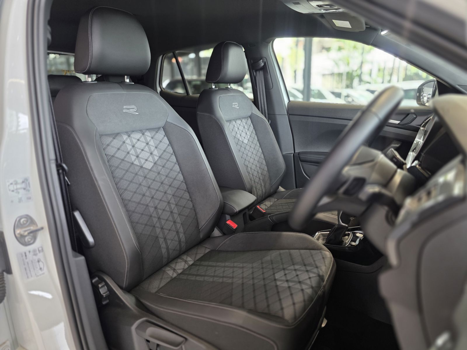 2024 Volkswagen T-Cross — photo 6